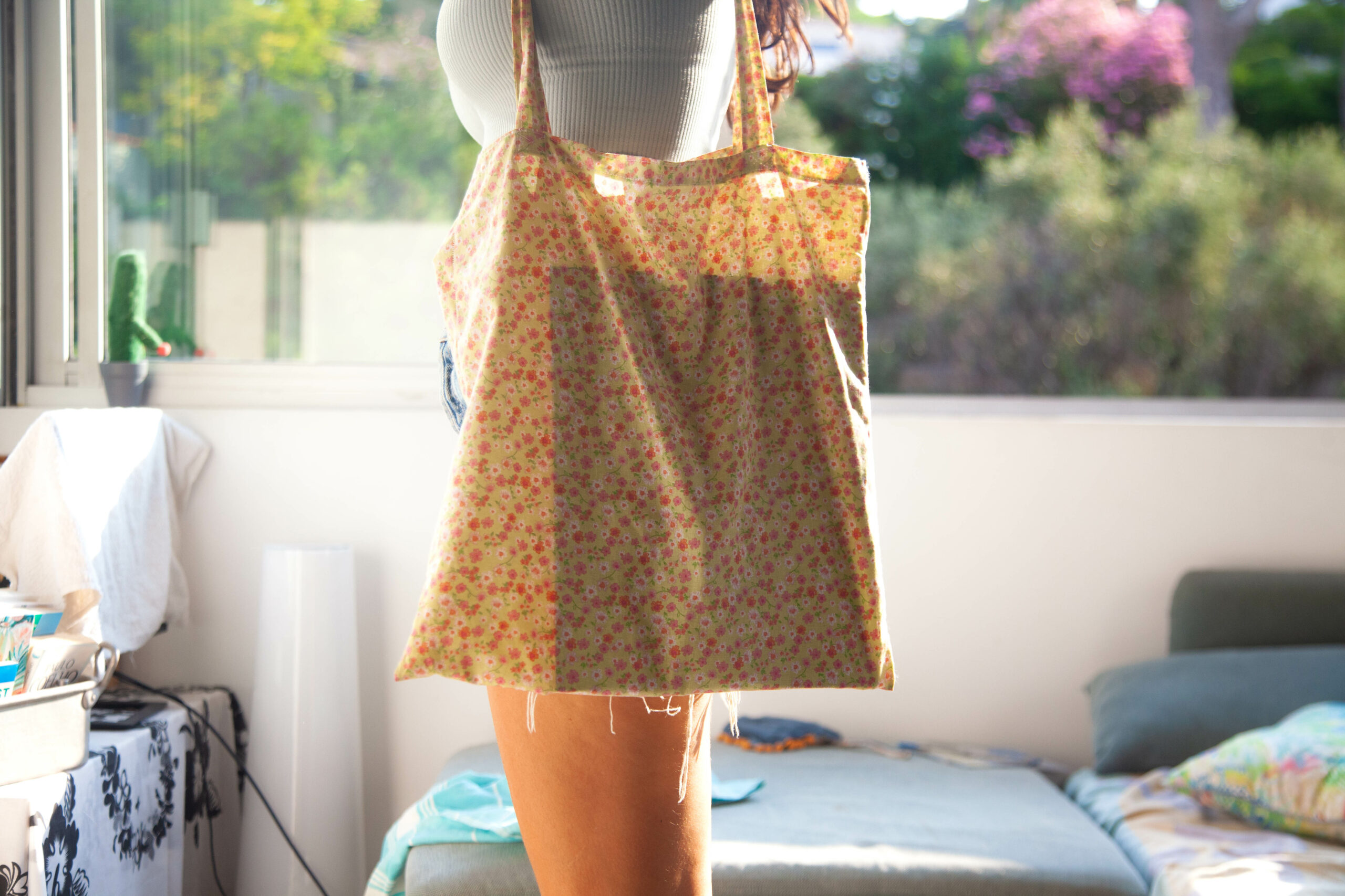 24 – Tote Bag