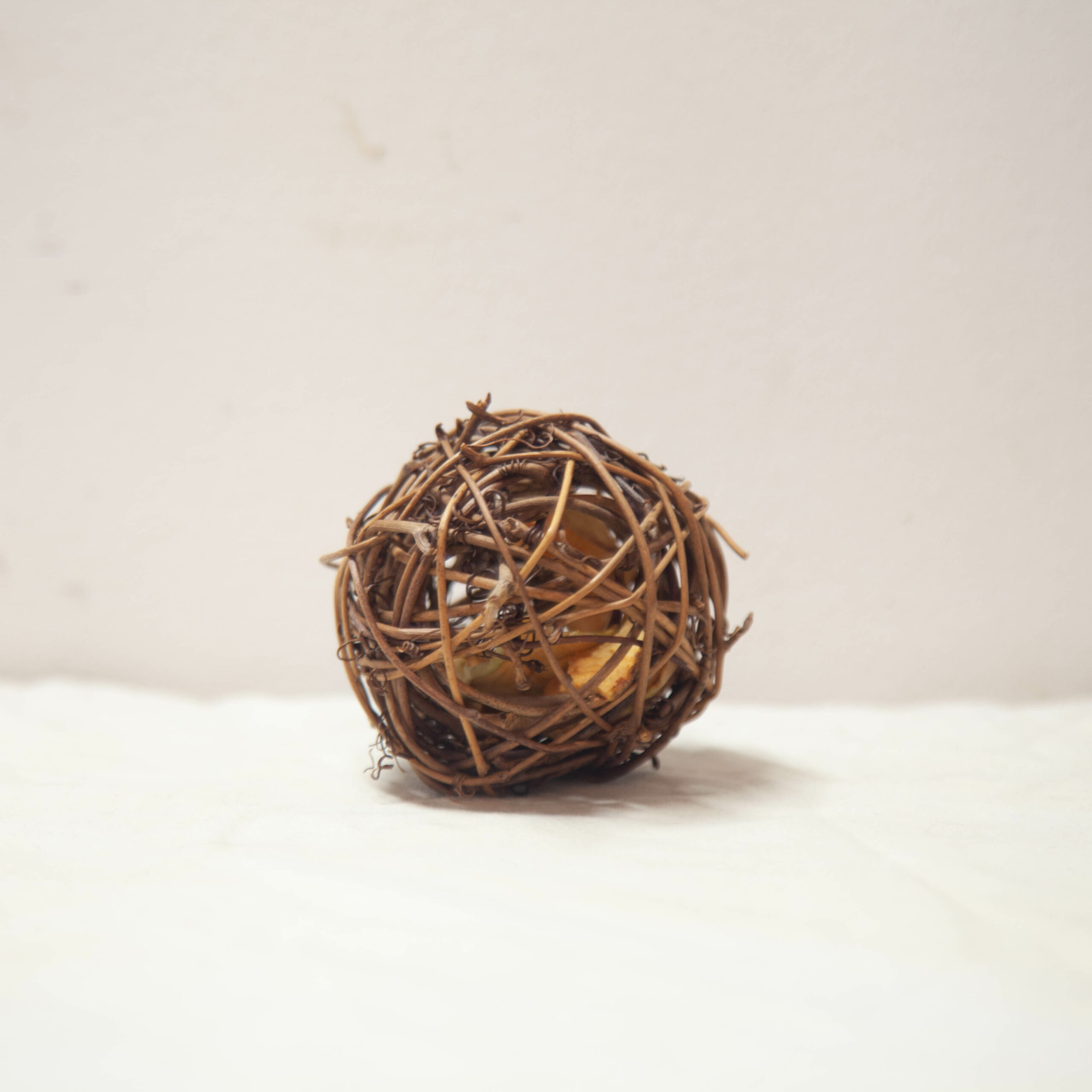 85- balle garni aux pommes – Image 2