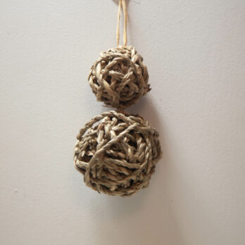 84 – jouet à grignoter à suspendre